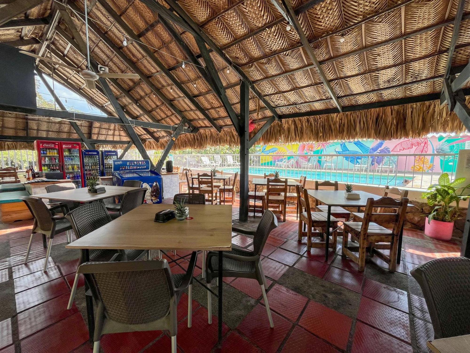 Hotel Los Veleros Santa Marta — Fotos 3